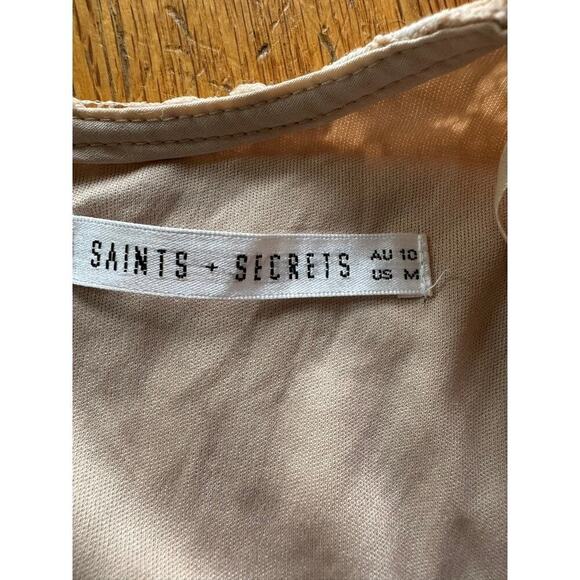 Saints & Secrets Cream Wrap Wedding Reception Festival Dress - Picture 2 of 4